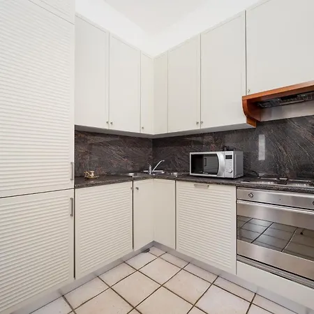 Marea - De Vivo Realty